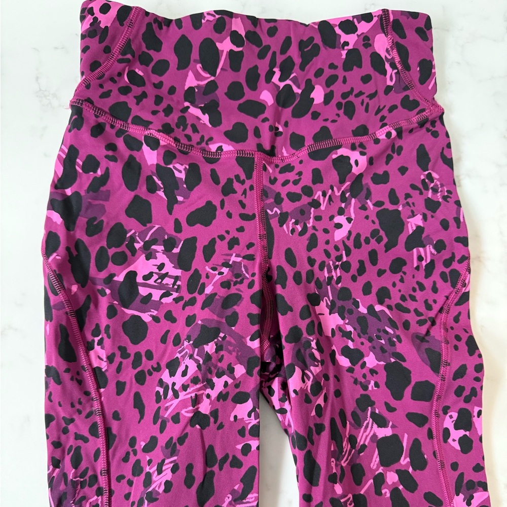 Lululemon High-rise pink leopards tights - 2 23”